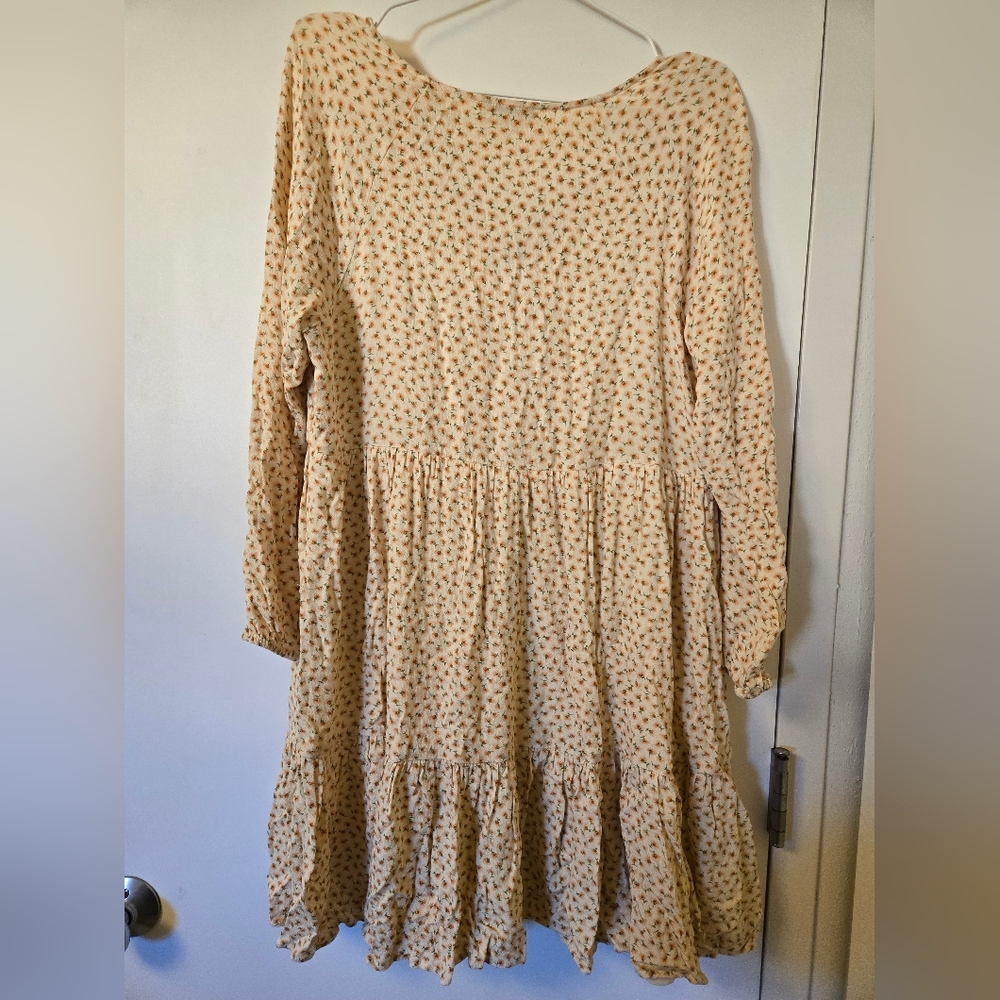 American Eagle Floral Cream Dress - Picture 7 of 8